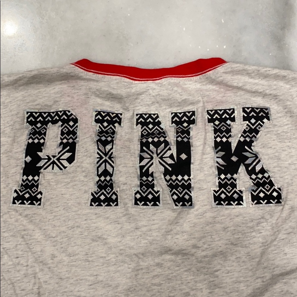 VS PINK TEE